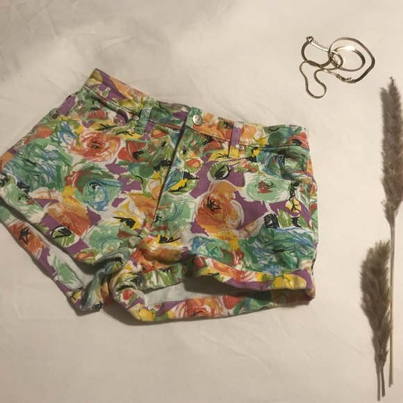 MINK PINK SHORTS - Picture 1 of 1